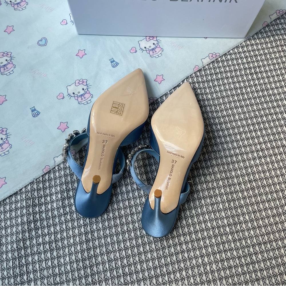Manolo Blahnik Blue Embellished Pointed-Toe Mules - Picture 9 of 9